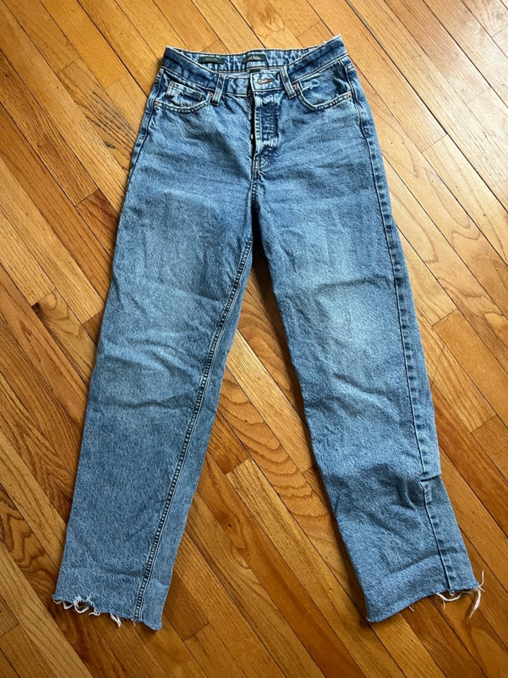 Universal Thread Light Blue Straight Leg Jeans - Picture 3 of 4